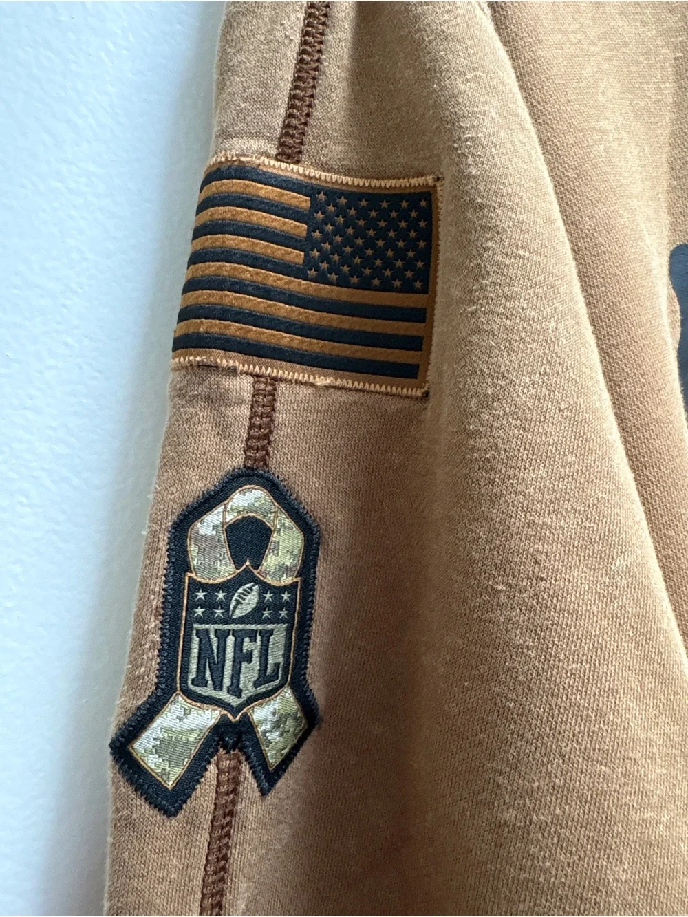 MEDIUM AUTHENTIC 2023 Kansas City Chiefs Salute to Service